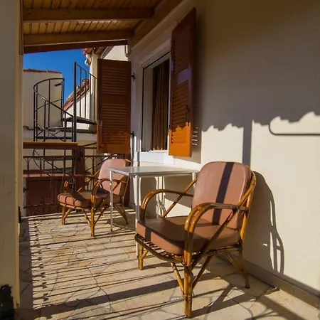 Eritha Apartments & Studios Gaios Exterior photo